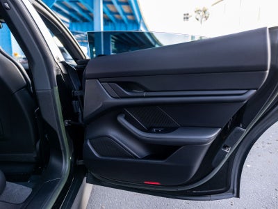 2023 Porsche Taycan Base