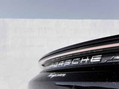 2025 Porsche Taycan Base
