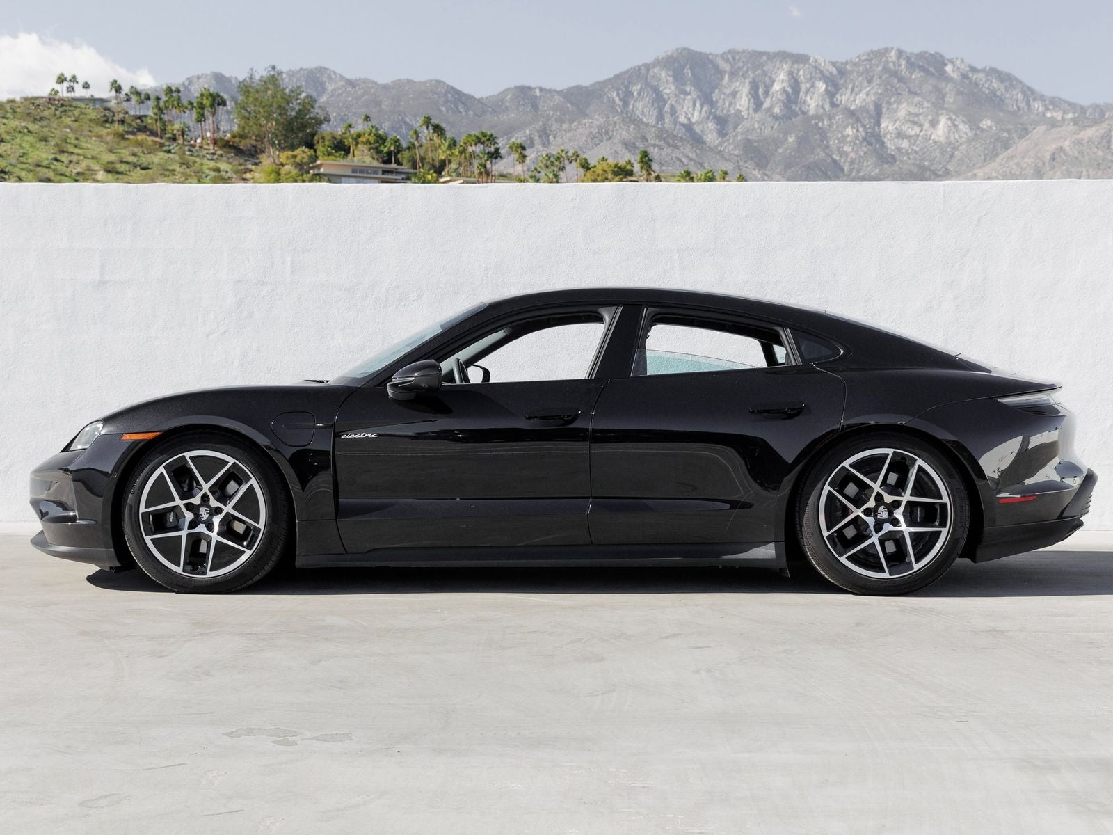 2025 Porsche Taycan Base