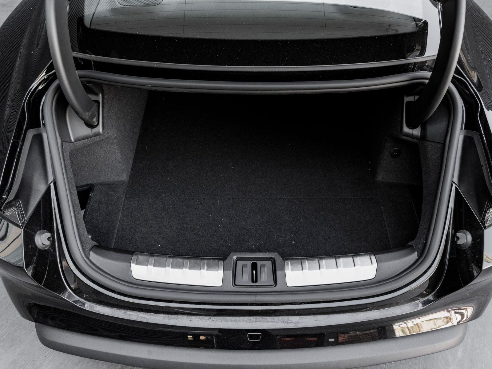 2025 Porsche Taycan Base