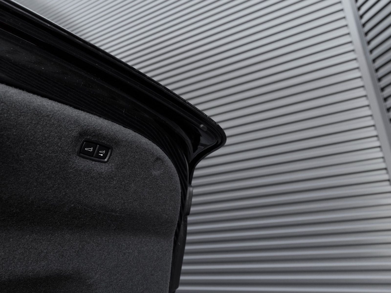 2025 Porsche Taycan Base