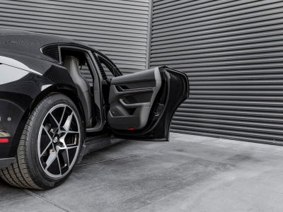 2025 Porsche Taycan Base