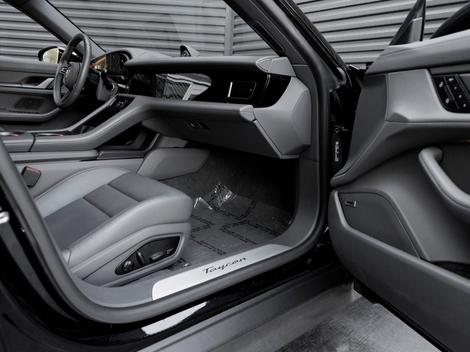 2025 Porsche Taycan Base