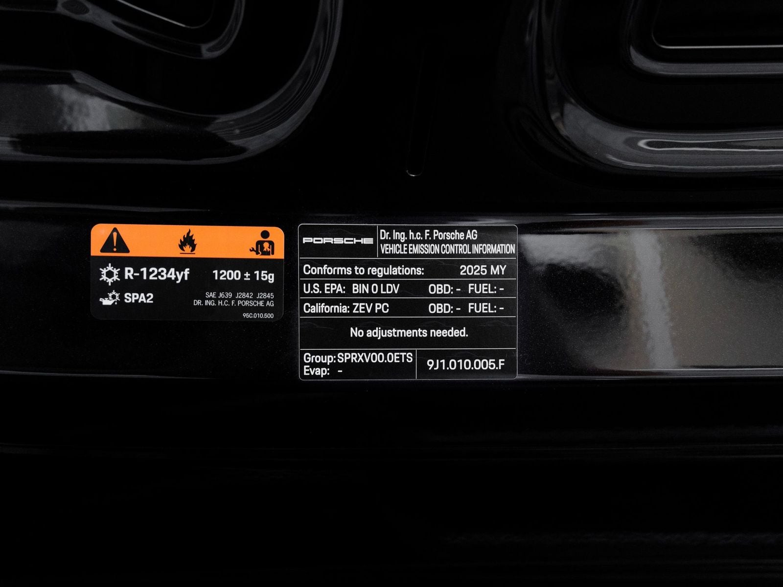 2025 Porsche Taycan Base