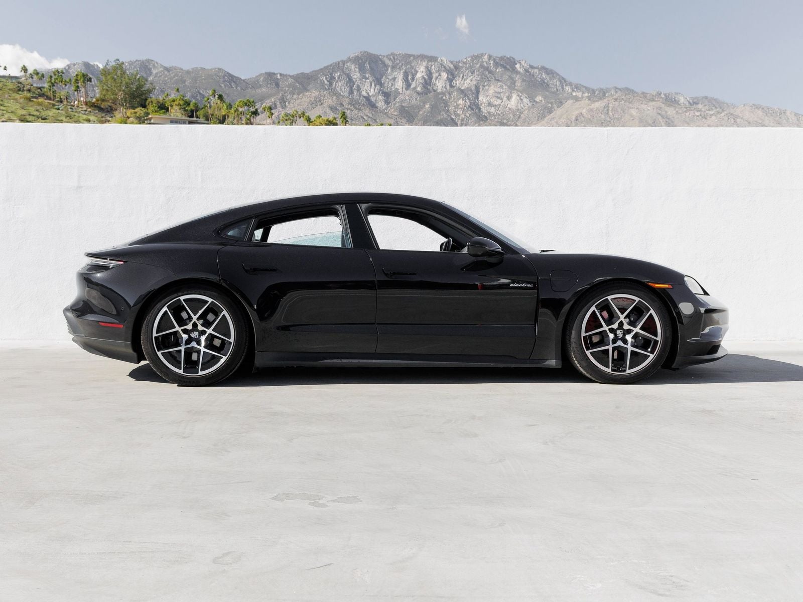 2025 Porsche Taycan Base