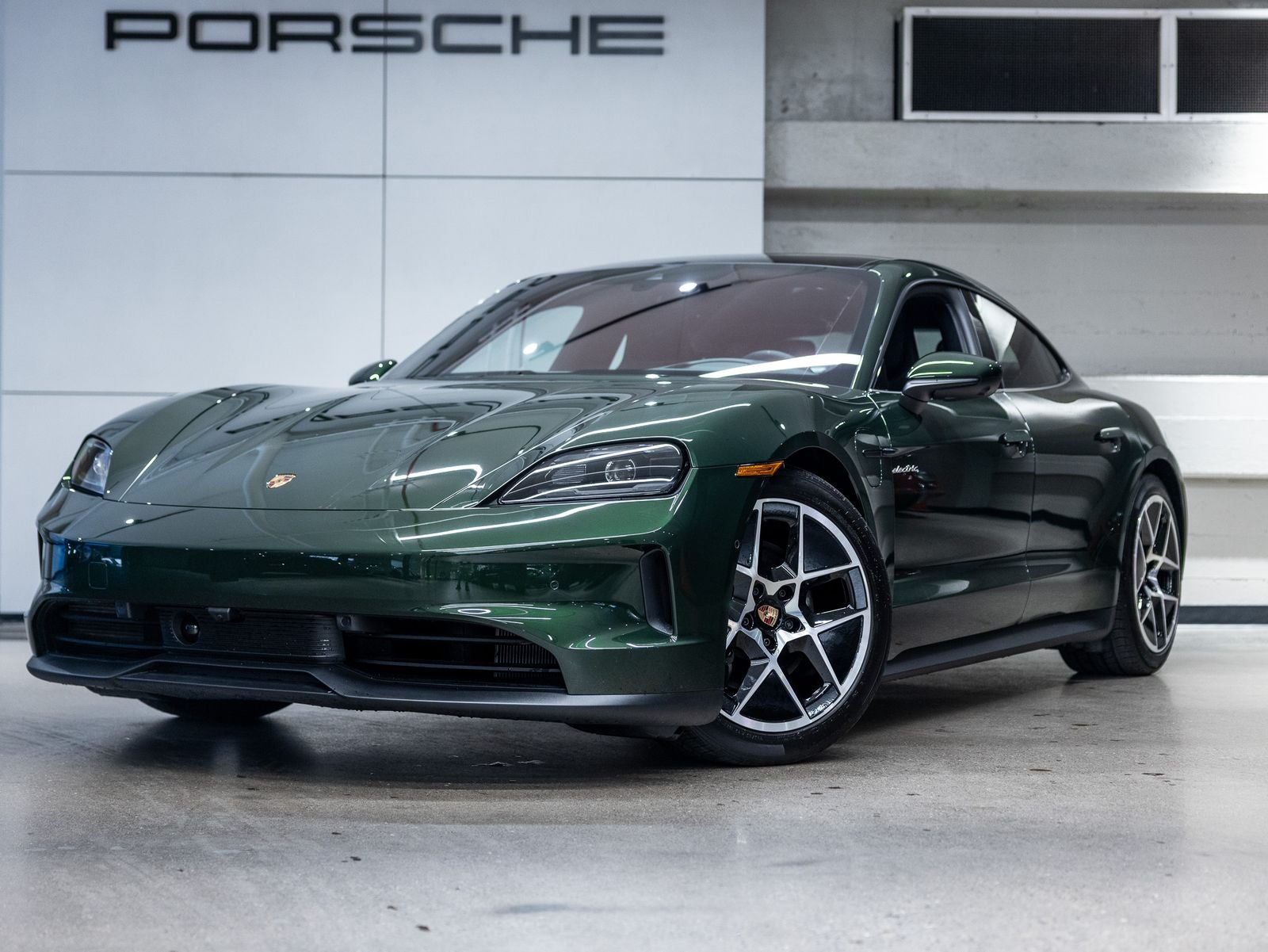 2026 Porsche Taycan 4