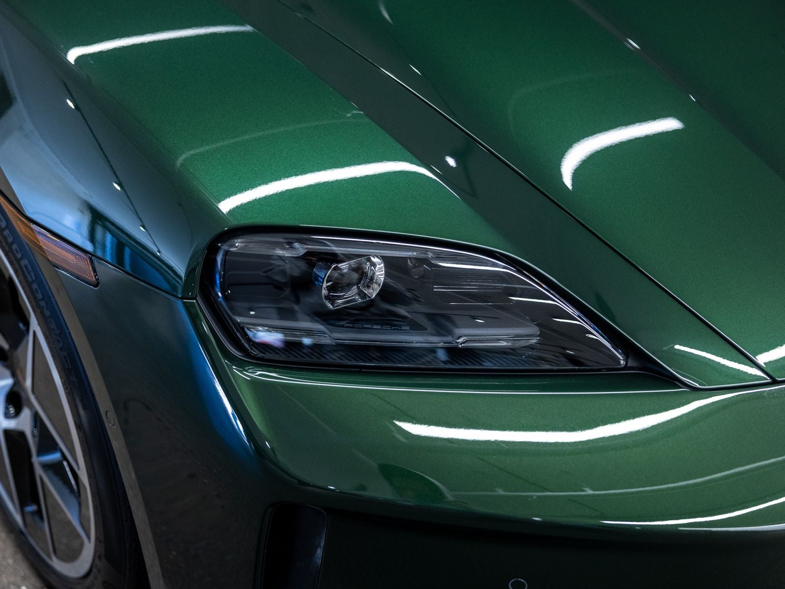 2026 Porsche Taycan 4