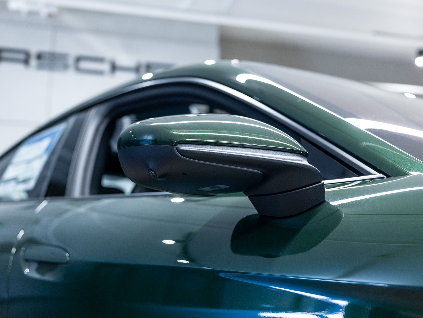 2026 Porsche Taycan 4