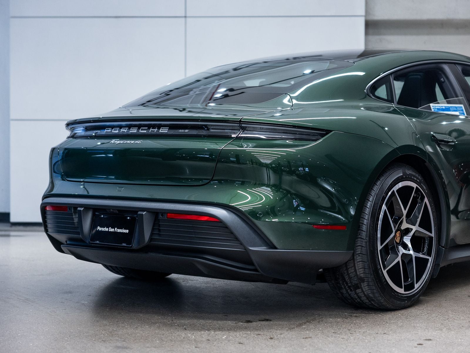 2026 Porsche Taycan 4