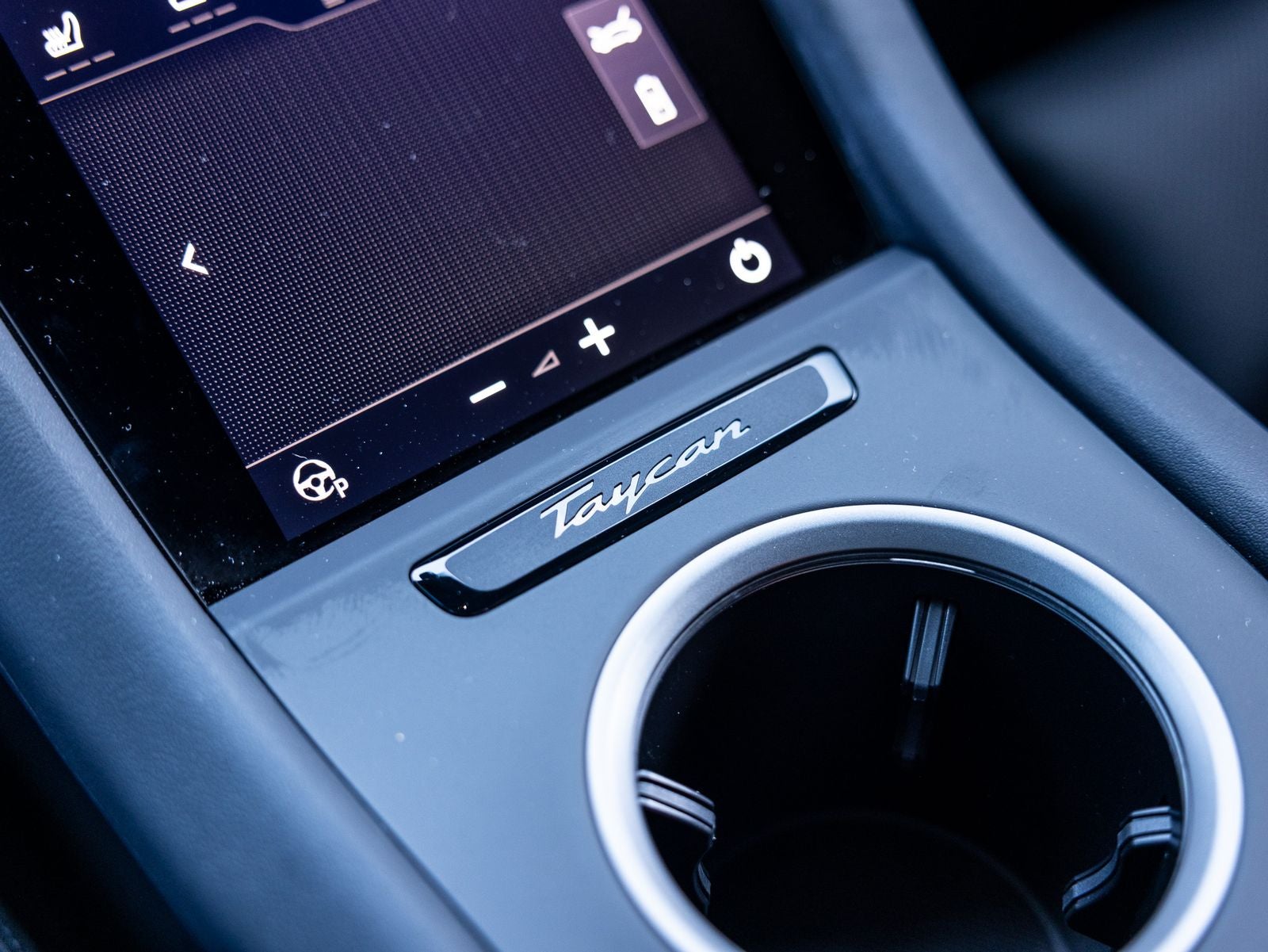 2026 Porsche Taycan 4