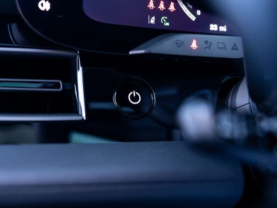 2026 Porsche Taycan 4