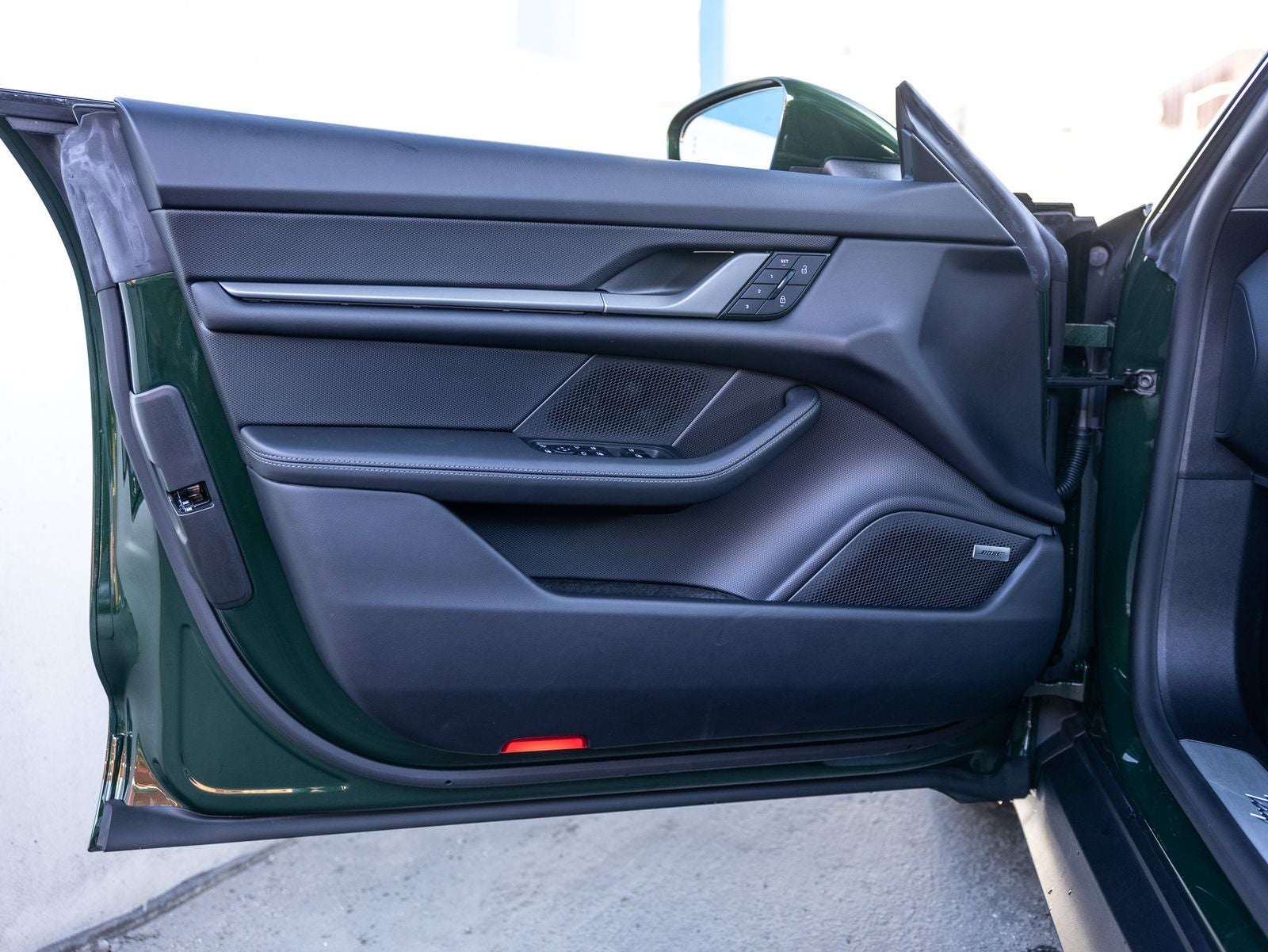 2026 Porsche Taycan 4