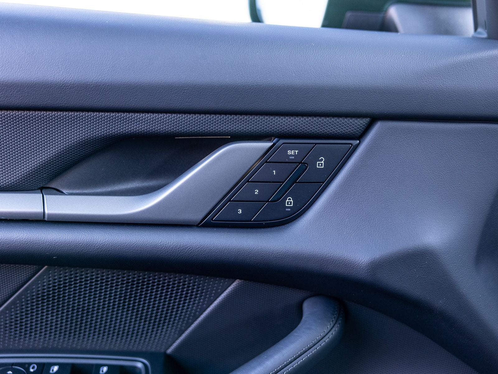 2026 Porsche Taycan 4