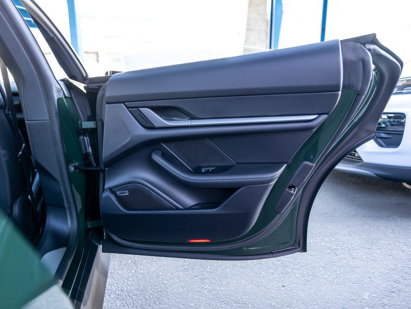 2026 Porsche Taycan 4