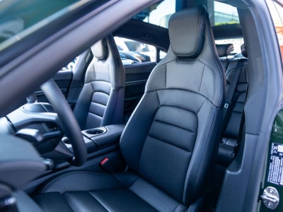 2026 Porsche Taycan 4