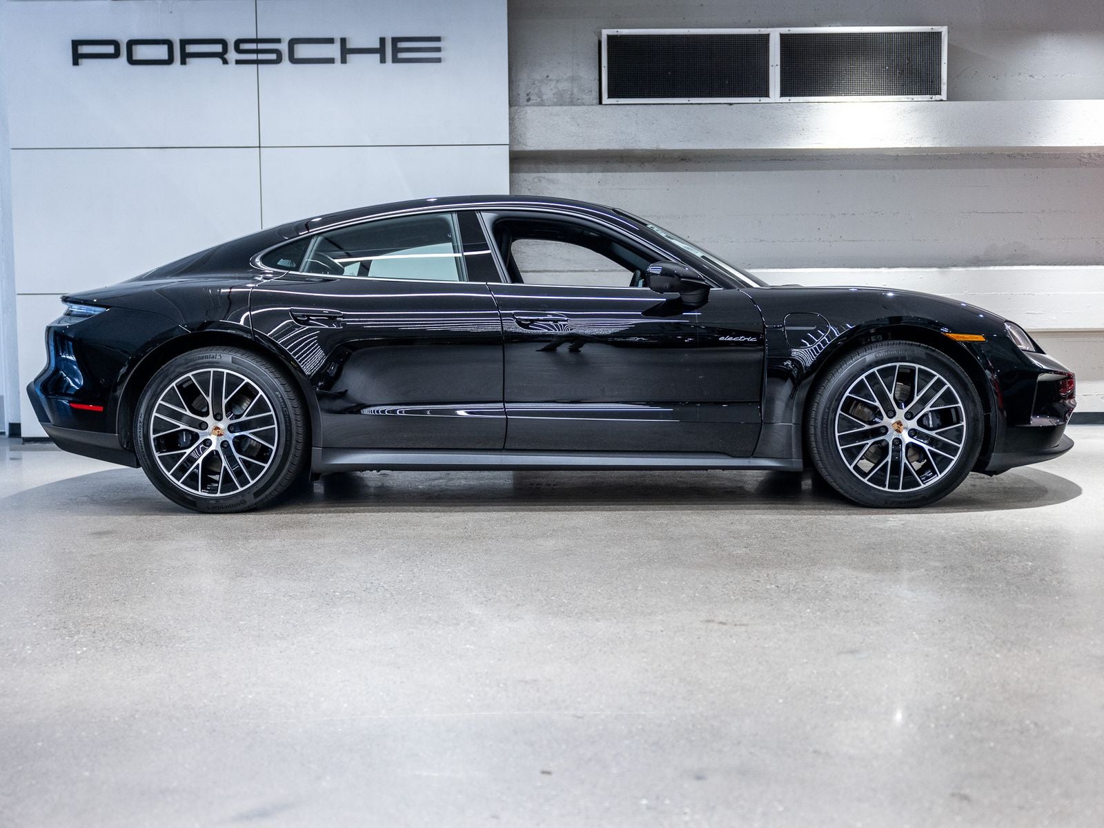 2026 Porsche Taycan Taycan