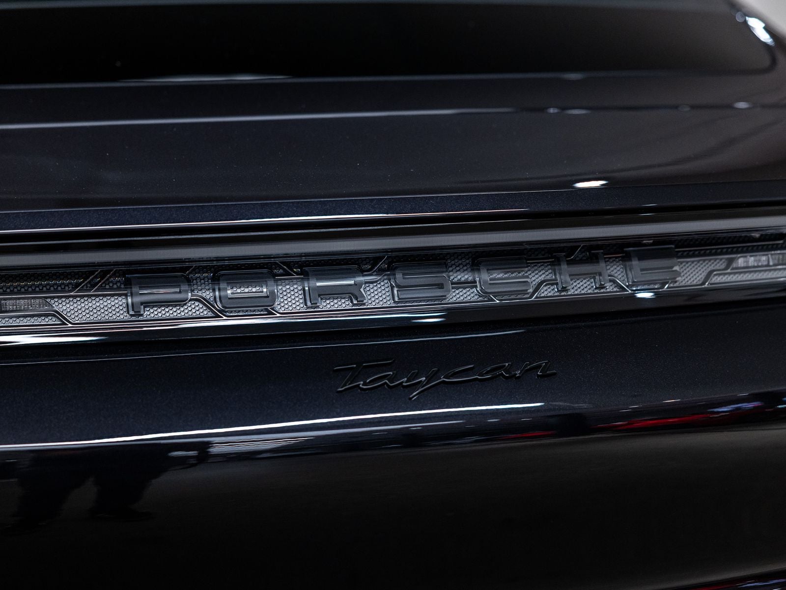 2026 Porsche Taycan Taycan Black Edition
