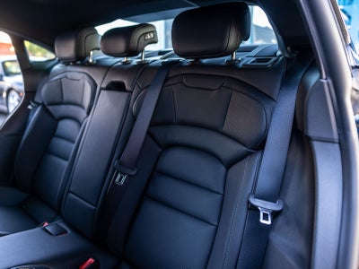 2026 Porsche Taycan Taycan Black Edition