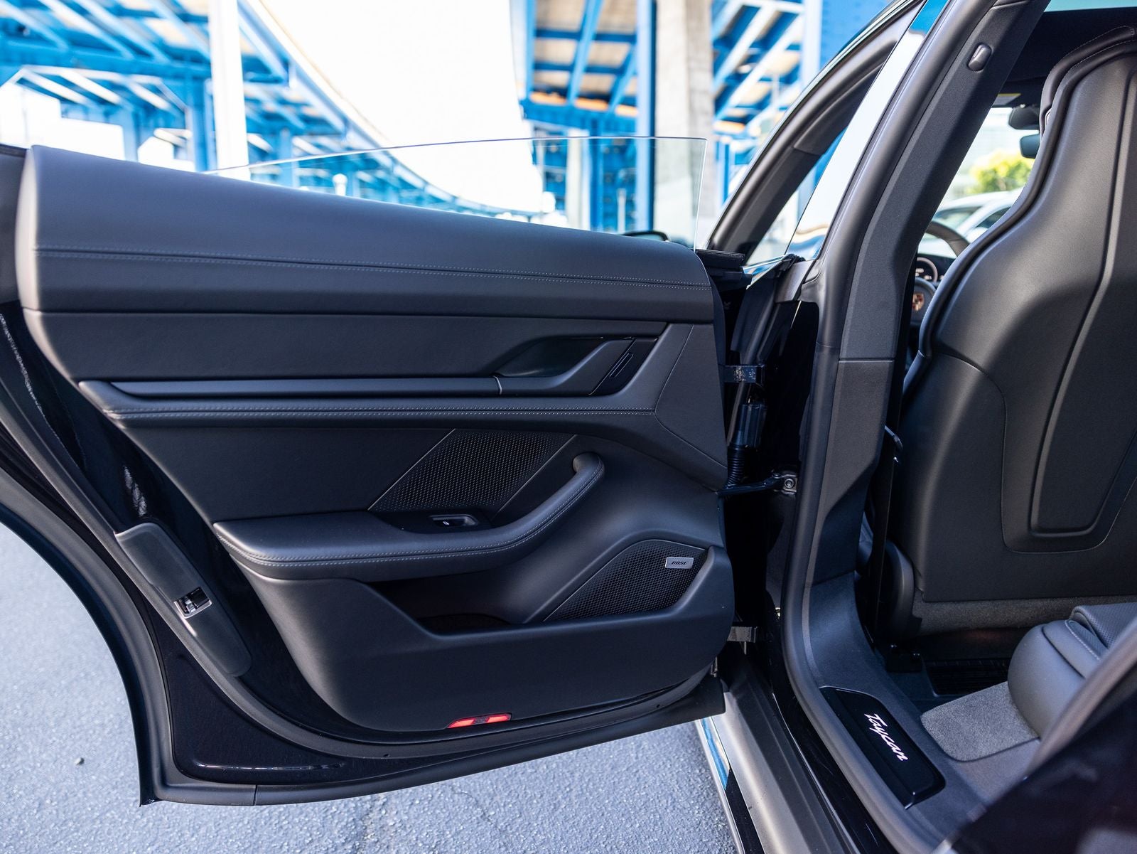 2026 Porsche Taycan Taycan Black Edition