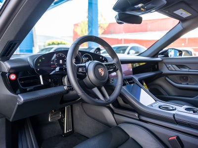 2026 Porsche Taycan Taycan Black Edition
