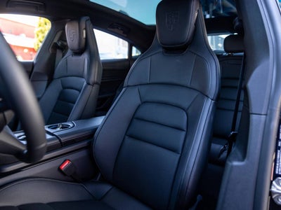 2026 Porsche Taycan Taycan Black Edition