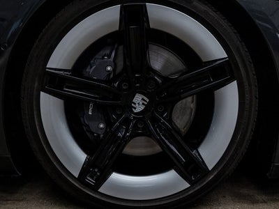 2025 Porsche Taycan Taycan