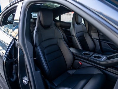 2025 Porsche Taycan Taycan