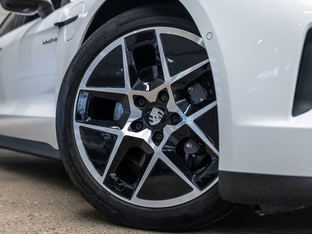 2025 Porsche Taycan Taycan