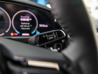 2025 Porsche Taycan Taycan