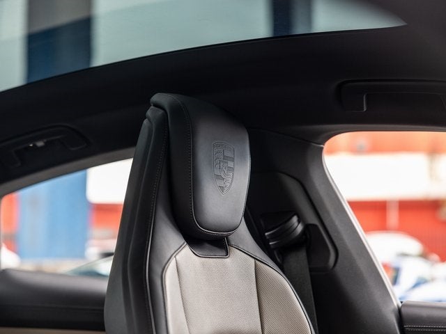 2025 Porsche Taycan Taycan