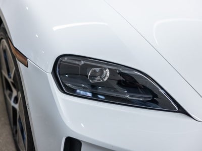 2025 Porsche Taycan Taycan