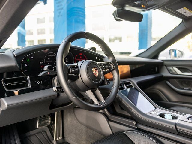 2025 Porsche Taycan Taycan