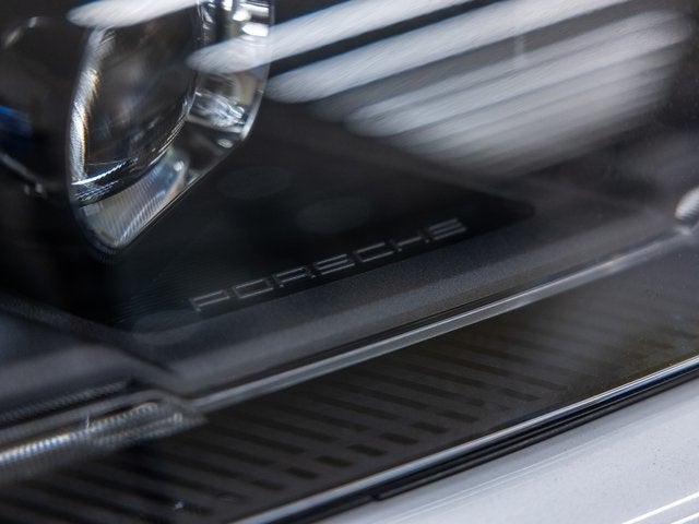 2025 Porsche Taycan Taycan