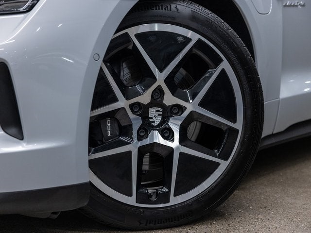 2025 Porsche Taycan Taycan