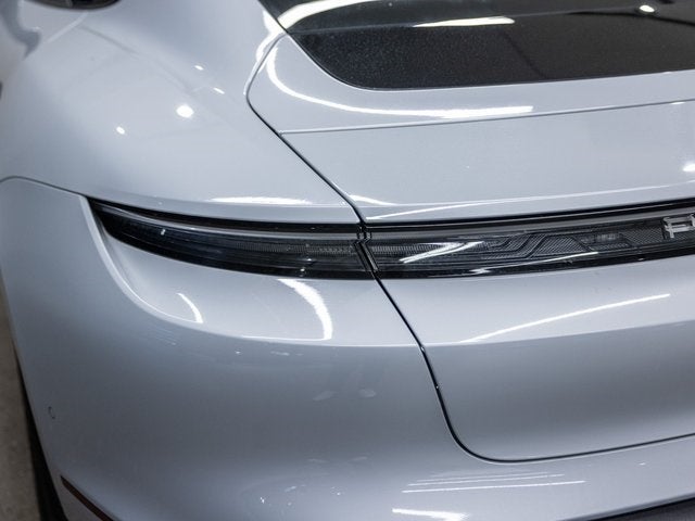 2025 Porsche Taycan Taycan