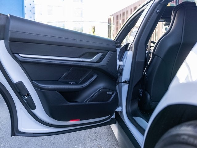 2025 Porsche Taycan Taycan