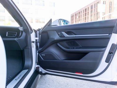 2025 Porsche Taycan Taycan