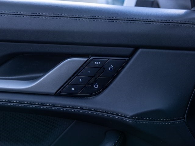 2025 Porsche Taycan Taycan