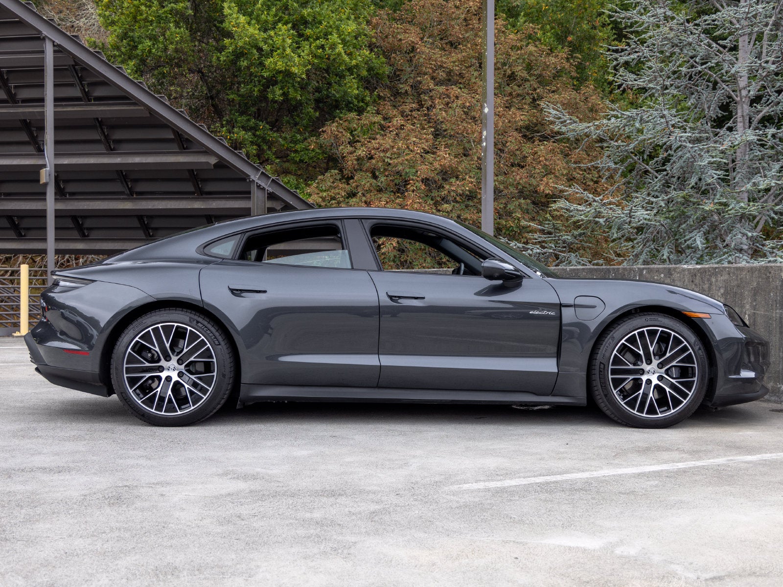 2025 Porsche Taycan Base