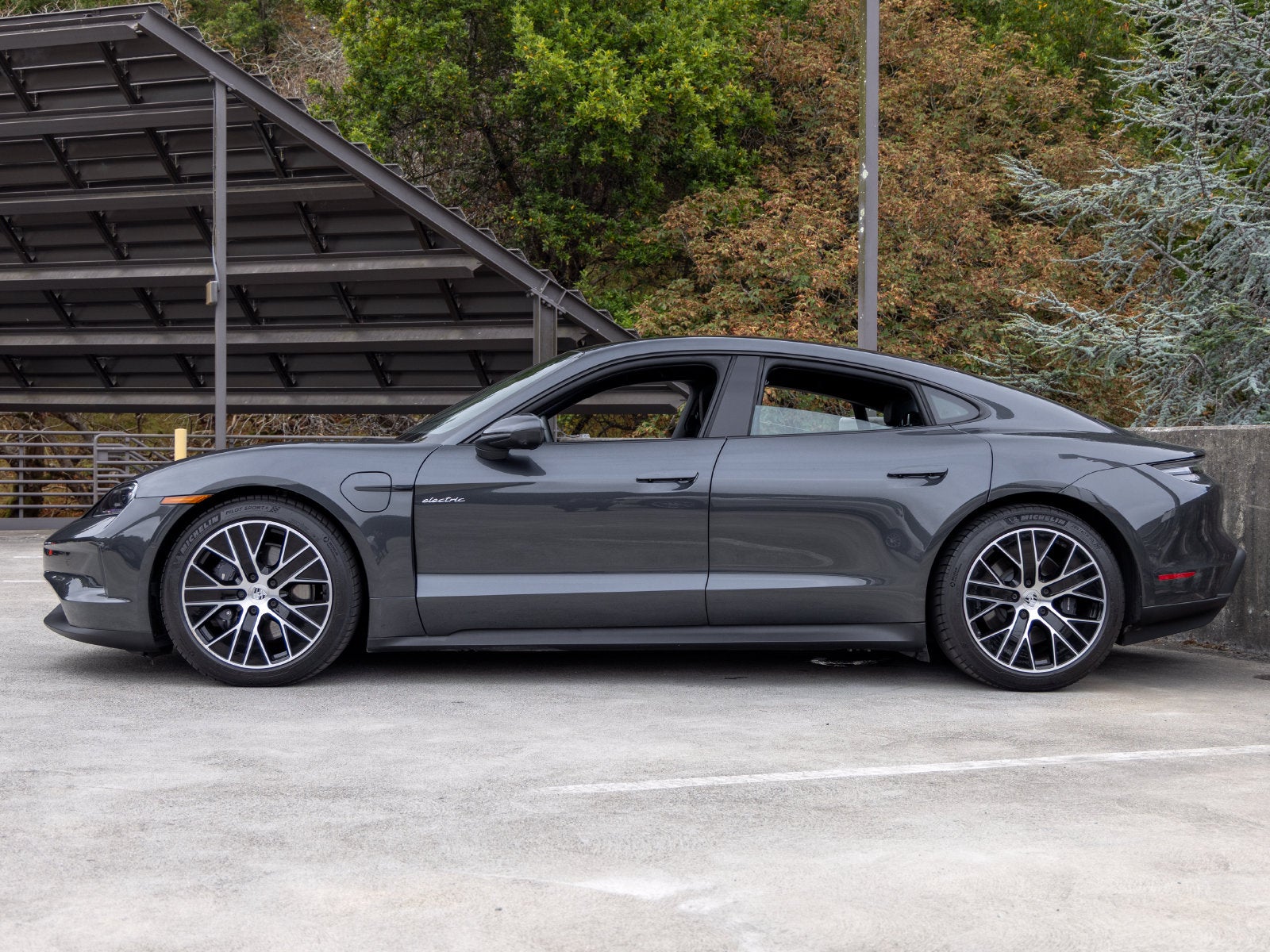 2025 Porsche Taycan Base