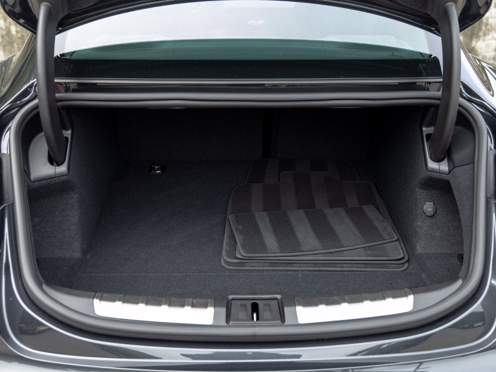 2025 Porsche Taycan Base
