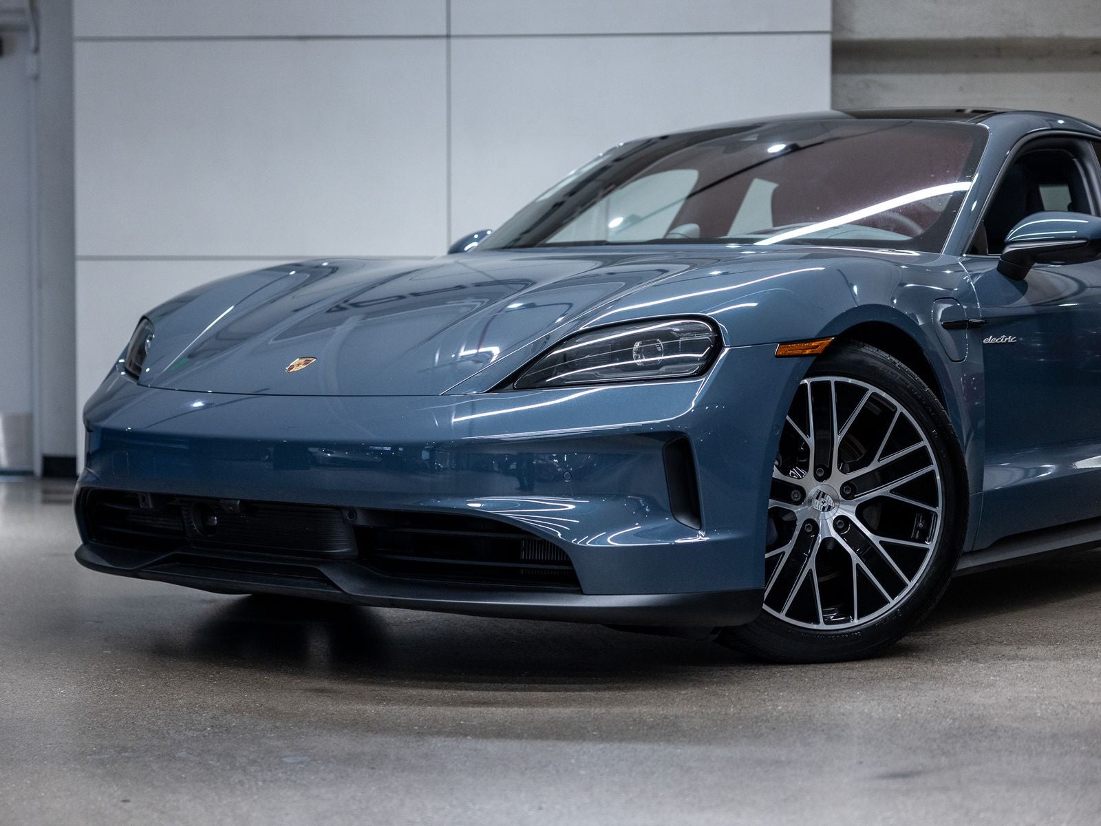 2025 Porsche Taycan Base - Photo 24