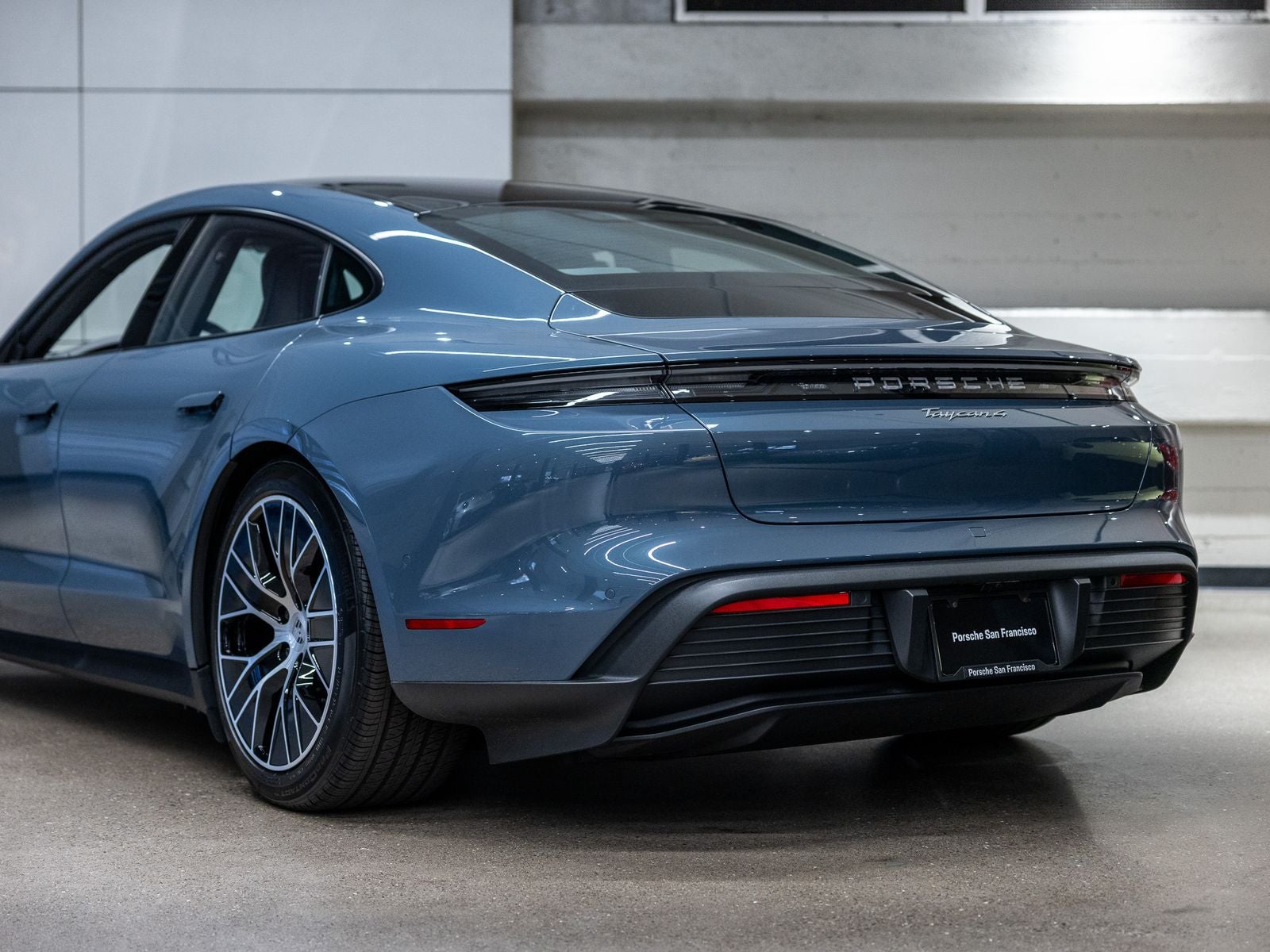 2025 Porsche Taycan Base - Photo 27