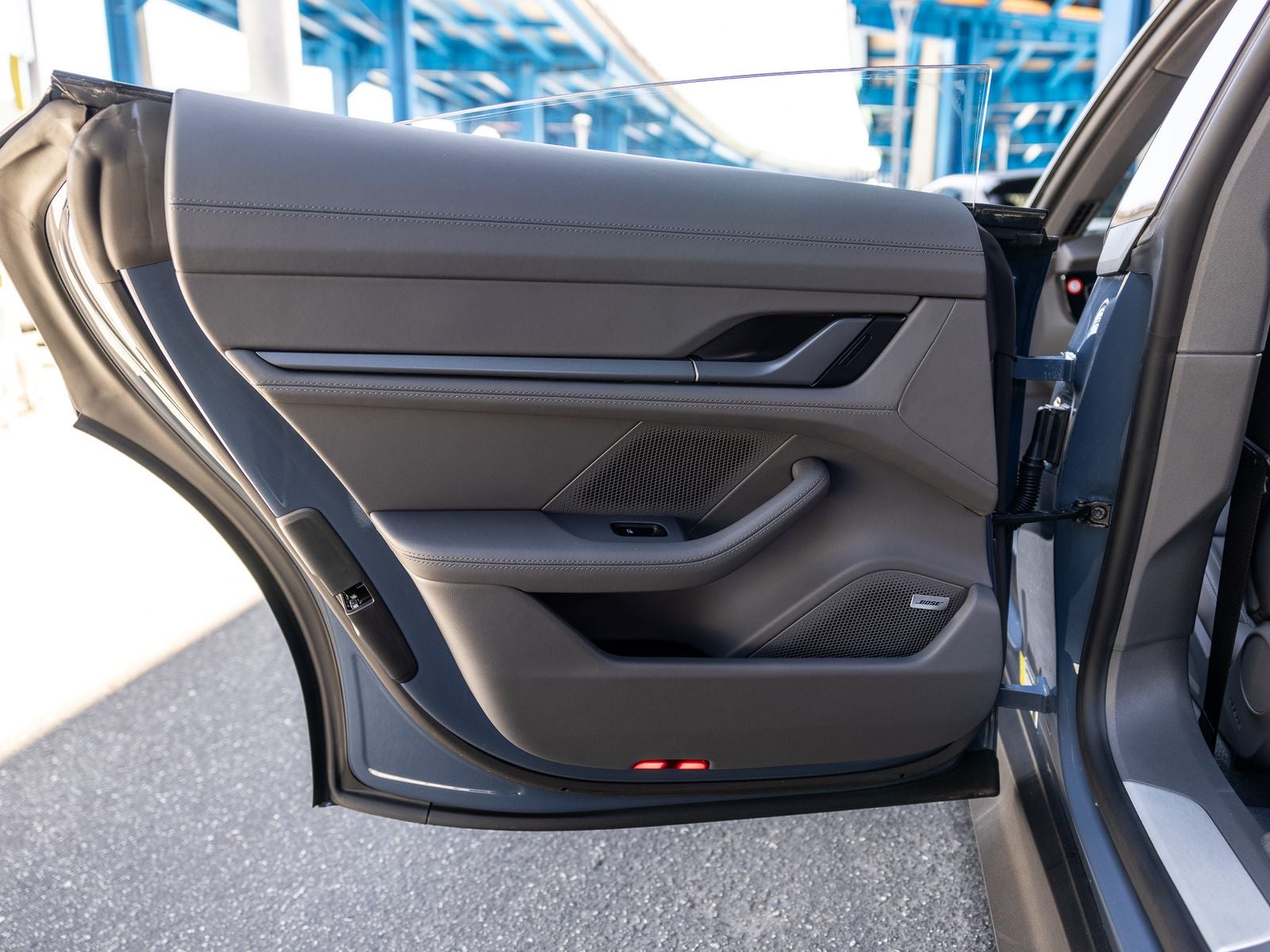 2025 Porsche Taycan Base - Photo 51
