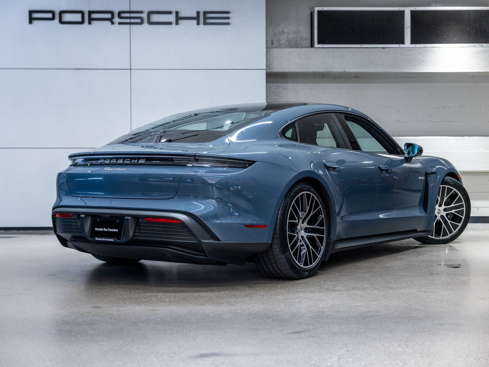 2025 Porsche Taycan Base - Photo 9