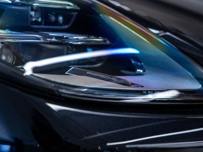 2025 Porsche Panamera Base