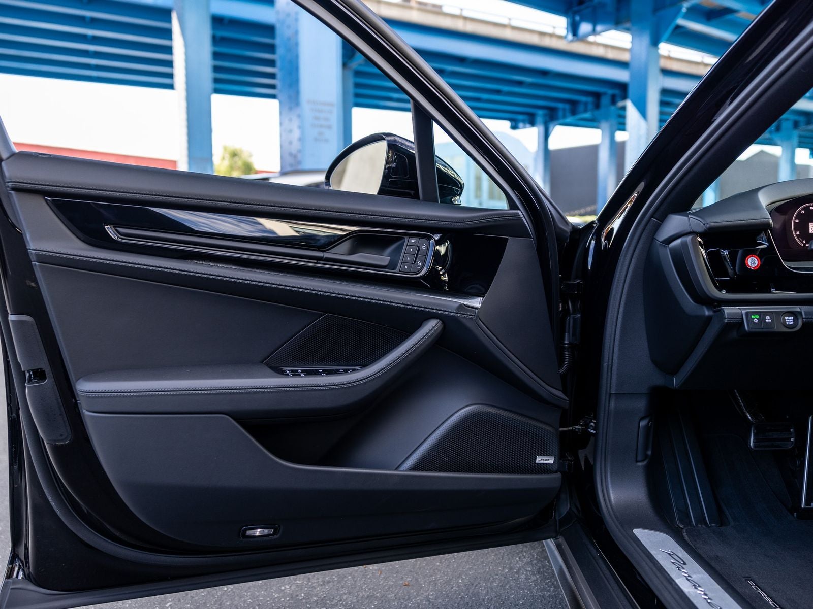 2025 Porsche Panamera Base