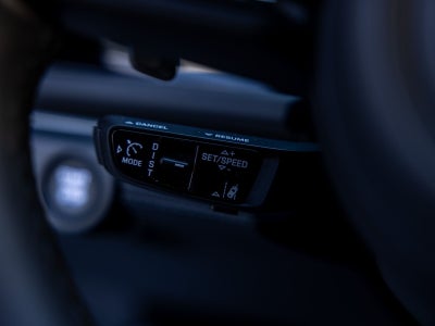 2025 Porsche Panamera Base