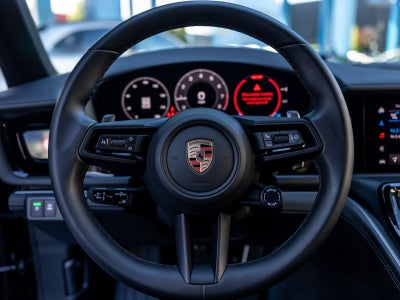 2025 Porsche Panamera Base