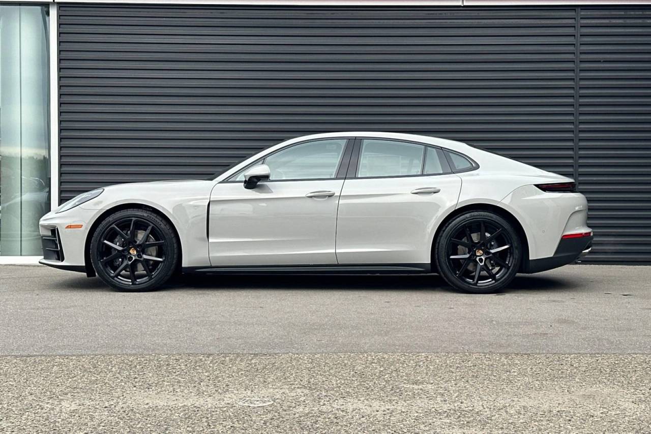2026 Porsche Panamera Panamera